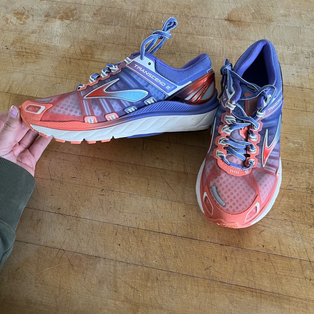 Never been worn! Brooks Transcend 2 sz 8
